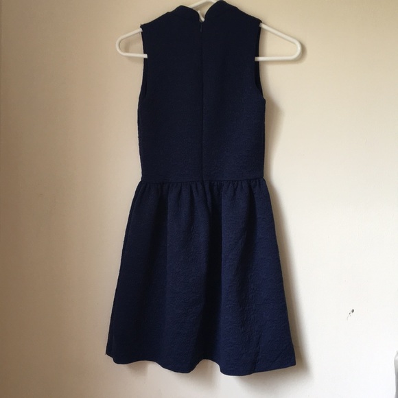 Pretty dress - Picture 7 of 7